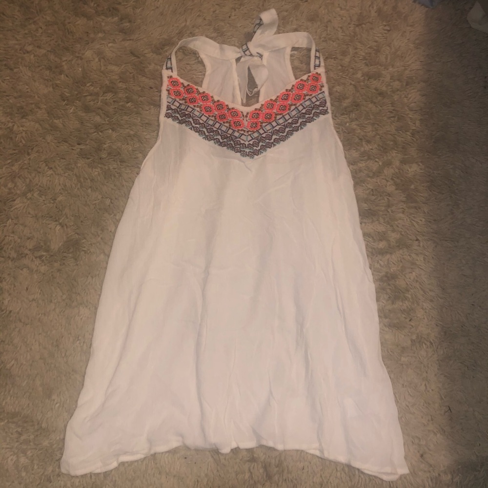 5/$20 Maurices size medium flowy tank top